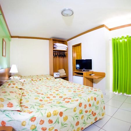 Golden Dolphin Grand Hotel Oficial Caldas Novas Exteriör bild